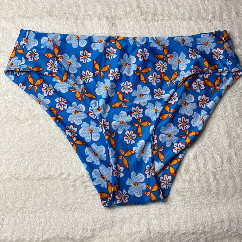 Fused Hawaii Floral High Rise Bottoms Size Large